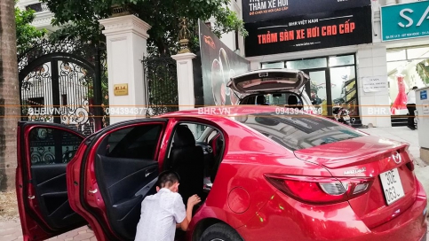 Thảm lót sàn 5D 6D Mazda 2 giá gốc tận xưởng, bảo hành trọn đời